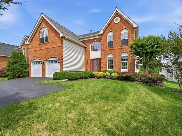 20242 Hidden Creek Ct