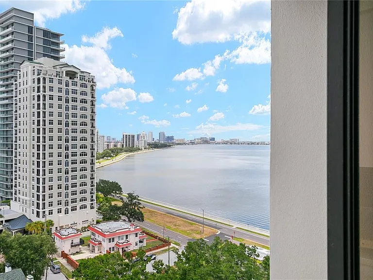 3301 Bayshore Blvd #1601E — Photo 35