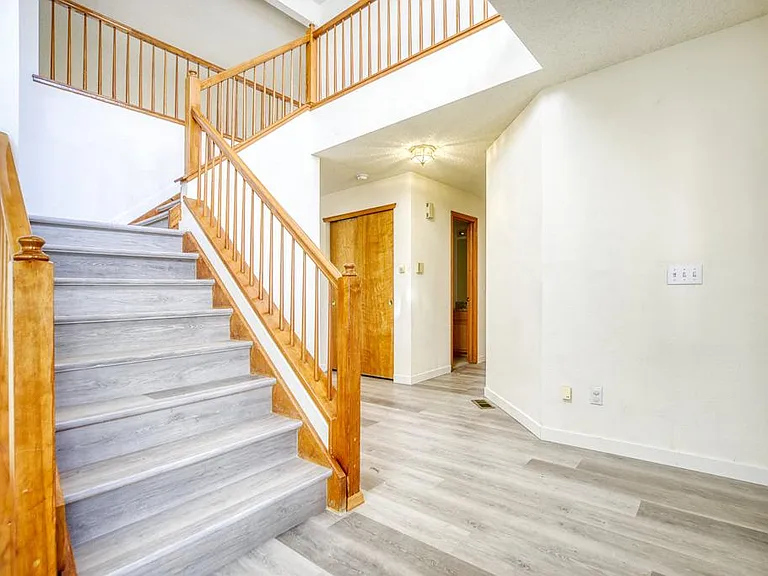 20455 E Crestline Pl — Photo 2