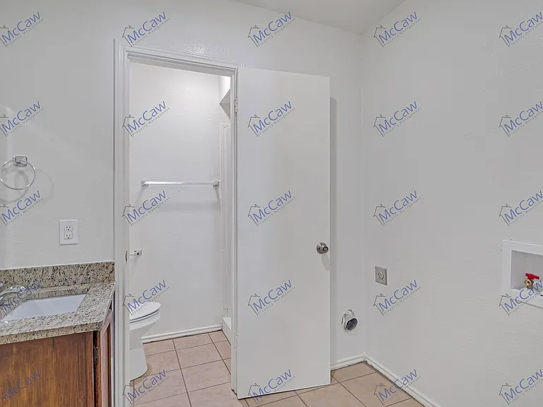 210 Rolston Rd #1 — Photo 15