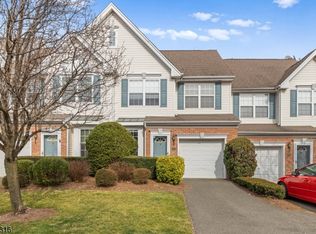117 Cambridge Dr, Nutley, NJ 07110