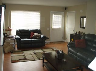 1672 Normantown Rd, Naperville, IL 60564