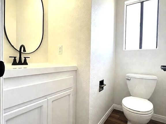 5th image of 1501 Artesia Blvd APT D
