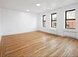 748 E 9th St #E2, New York, NY 10009