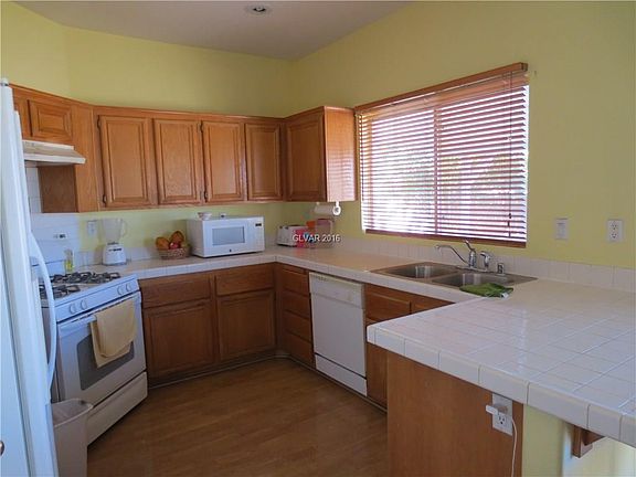 4th image of 3790 Crest Horn Dr #0