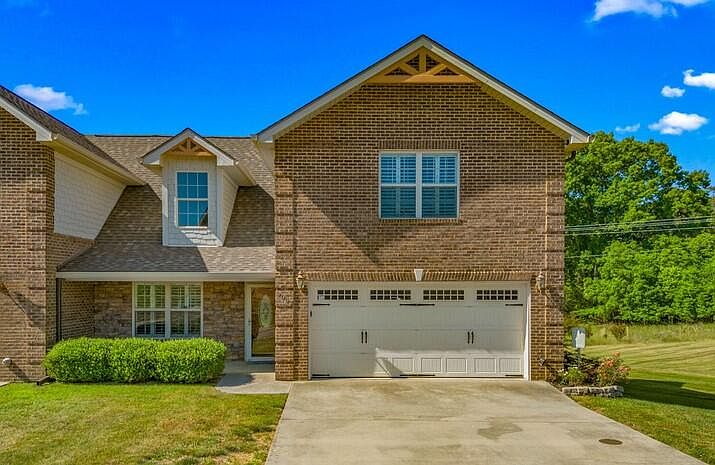 1st image of 3007 Villas Creekside Dr