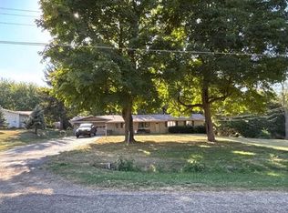 105 Sheffield Rd, Groveland, IL 61535