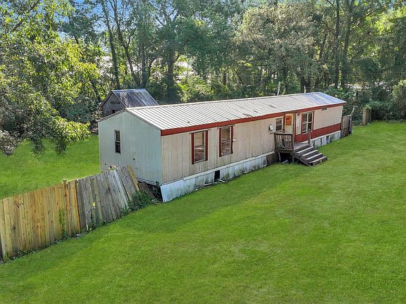 3rd image of 260 Cone Ln