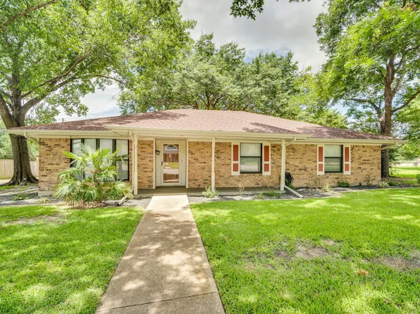 1710 Williamsburg Cir, Ennis, TX 75119