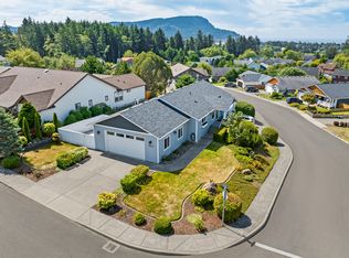 2065 Cooper Dr, Seaside, OR 97138
