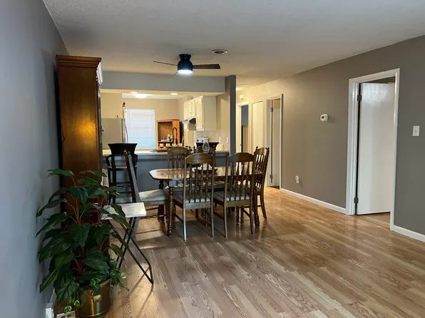 2050 Belle Terra Rd, Knoxville, TN 37923