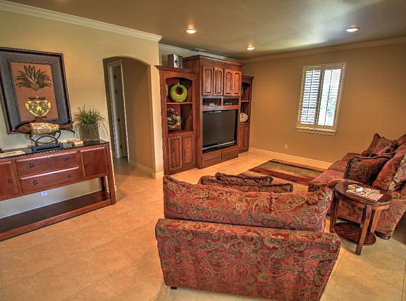 5th image of 6404 Fountain Way