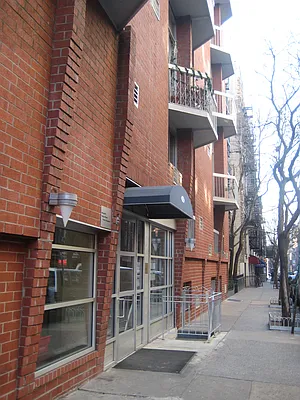 Rented by Douglas Elliman | media 13