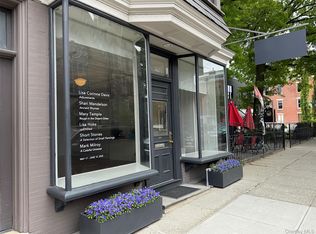 362 1/2 Warren St, Hudson, NY 12534