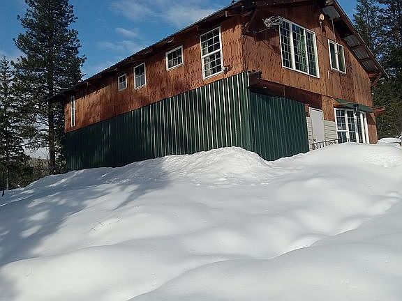 30 X 40 , downstairs garage 