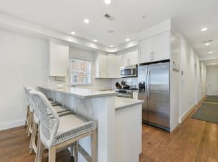 870 E 2nd St #2, South Boston, MA 02127