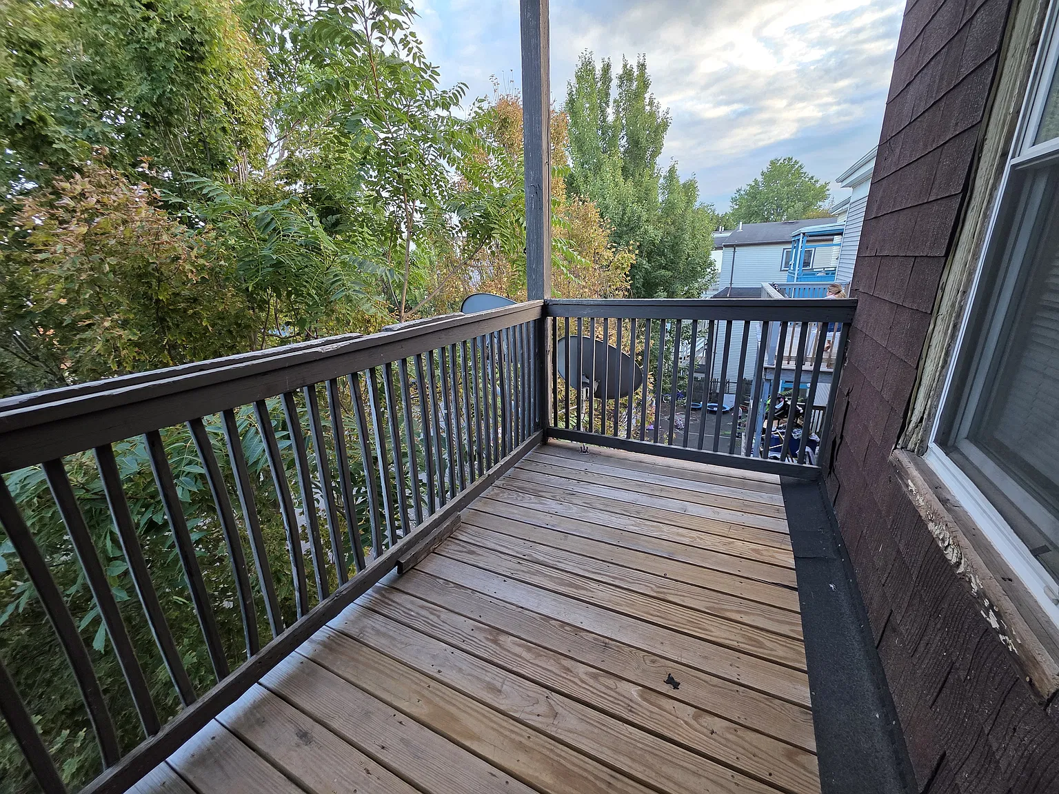 3 bed, $3,000 — Photo 2