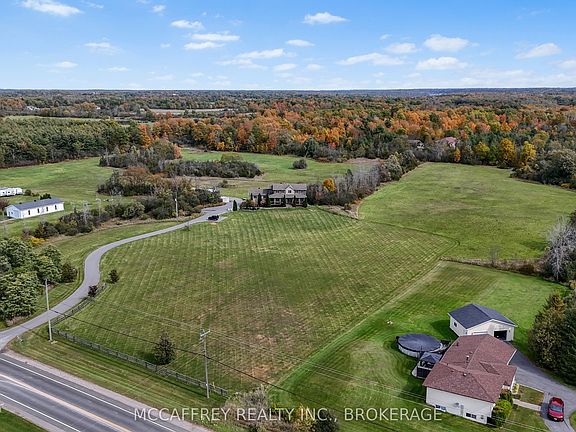 2nd image of 4012 Sydenham Rd