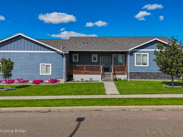 1232 Wahl St, Dickinson, ND 58601