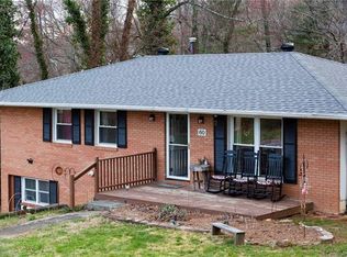 60 Waters Rd #2, Asheville, NC 28805
