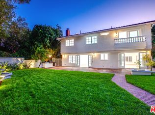 10221 Briarwood Dr, Los Angeles, CA 90077