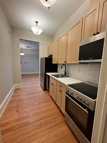 524 E Main St #207 Photo 1
