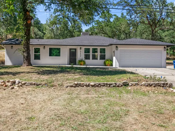 952 Branstetter Ln, Redding, CA 96001