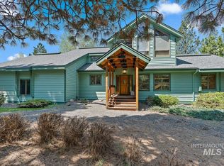 1713 Pine Lakes Ranch Dr, Cascade, ID 83611