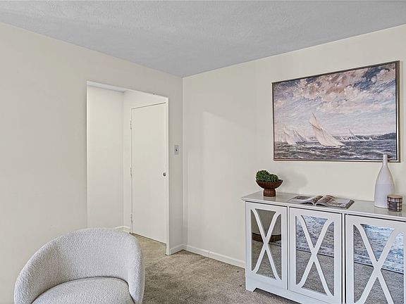 3rd image of 4601 5th Ave APT 525