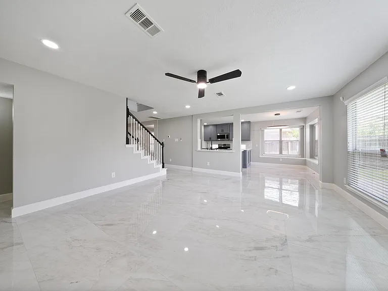 8311 Sierra Hill Ct — Photo 8