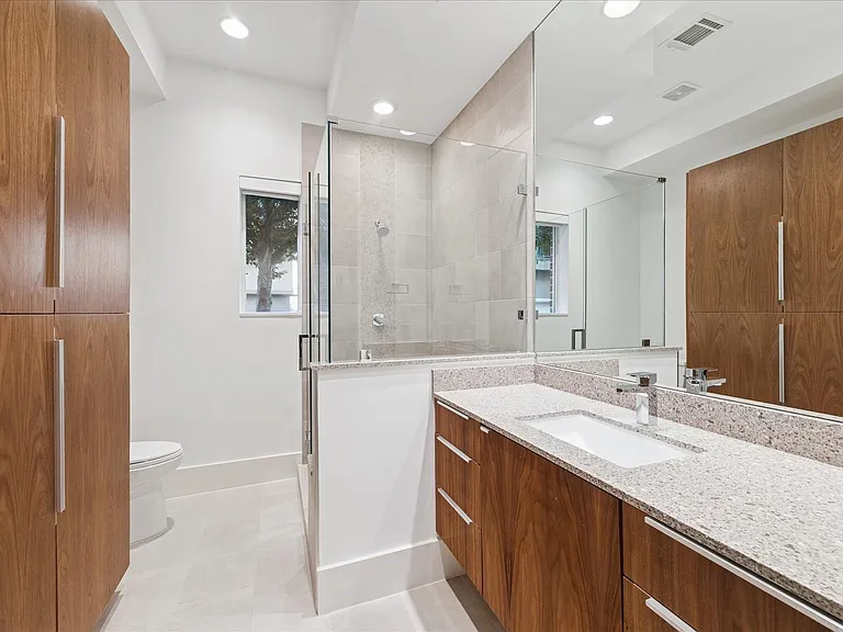 1430 Lake Pointe Pkwy — Photo 19