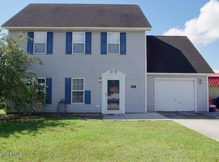 317 Foxhall Rd, Newport, NC 28570