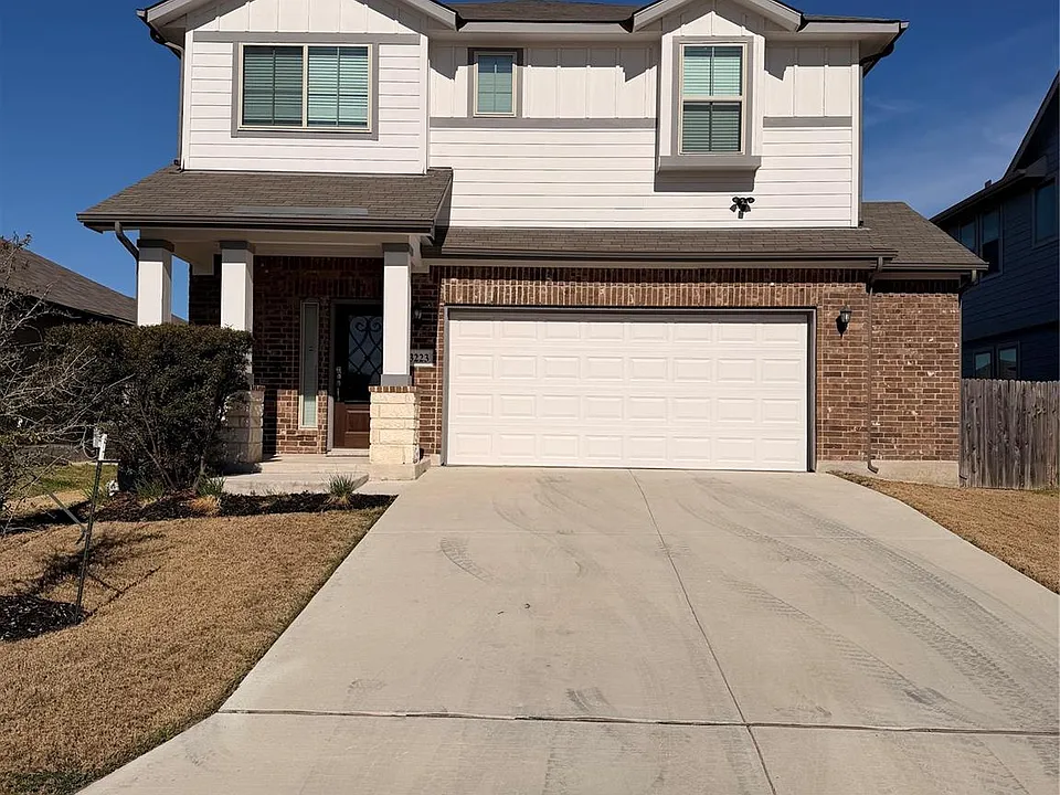 3223 Field Thistle
