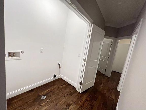 2nd image of 285 Ross Ave