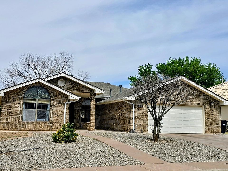 1st image of 493 Eagle Dr