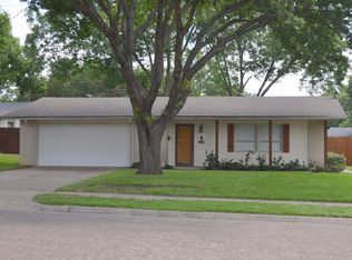 1408 Meadow View Dr, Richardson, TX 75080