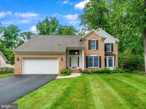 849 Holly Dr S, Annapolis, MD 21409
