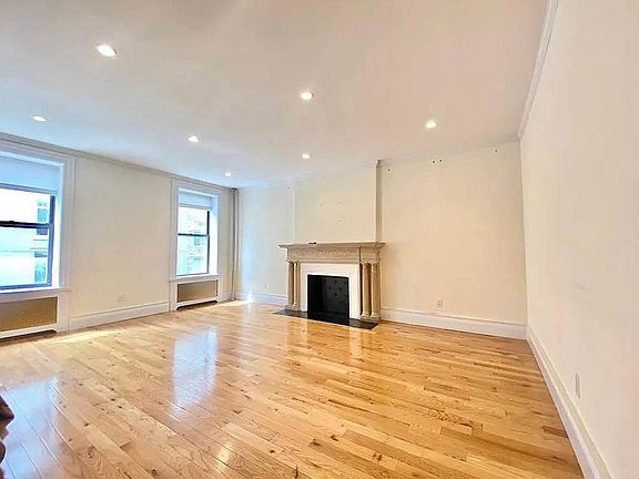 2nd image of 251 W 81st St #4K