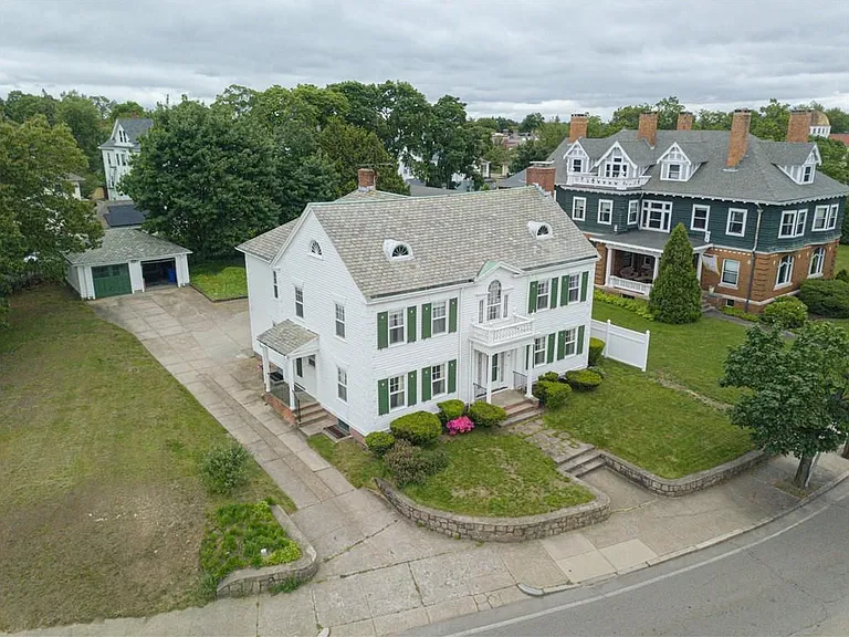 36 Underwood St — Photo 3