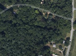 2560 Rio Mills Rd, Earlysville, VA 22936