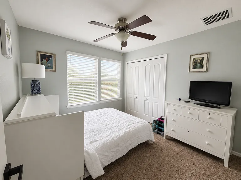 627 Drysdale Dr — Photo 12