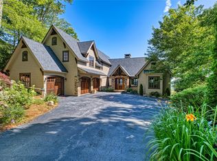 334 Windrush Trl, Cashiers, NC 28717