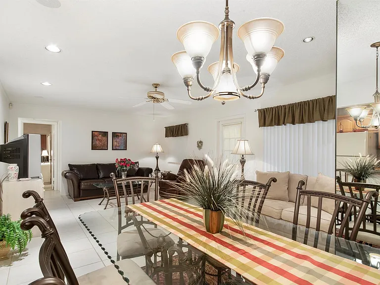 417 Pine Glen Ln #D-2 — Photo 11
