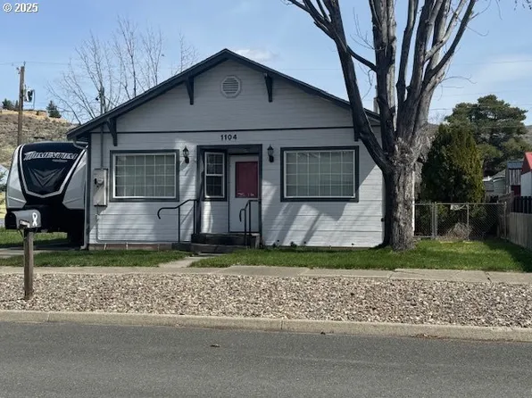 1104 Walnut St, Baker City, OR 97814