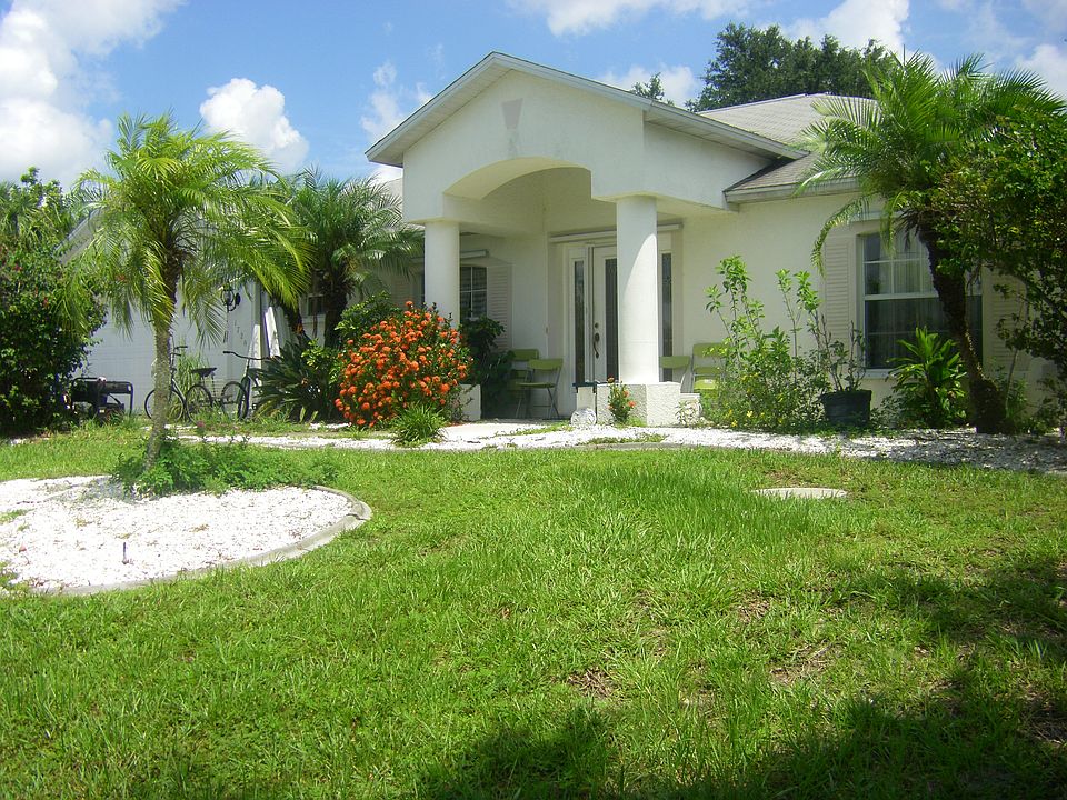 1st image of 17201 Sabrina Cir