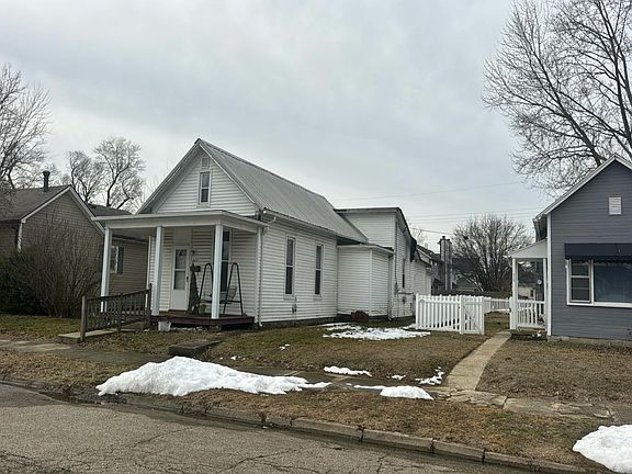 2nd image of 803 N Cherry St