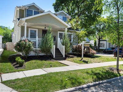 1106 Bennaville Ave, Birmingham, MI, 48009