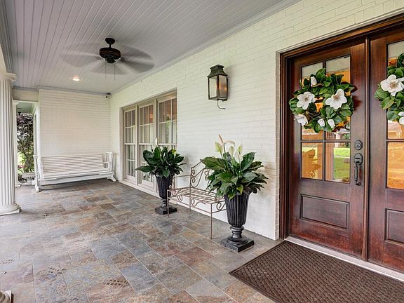 4th image of 523 Beverly Dr