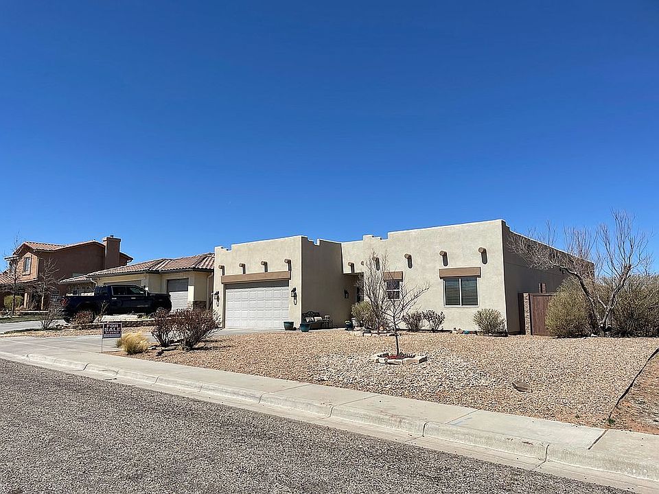 1st image of 1102 Shiraz Blvd