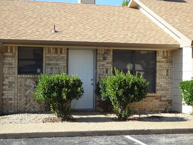 1st image of 48 Teakwood Ln
